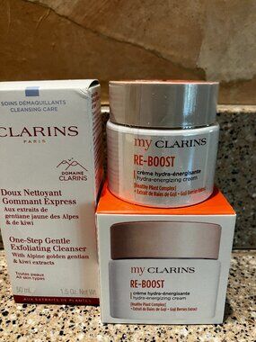 Clarins  Set of Re-Boost Hydra Energizing Cream and Face Cleanser!! Sealed